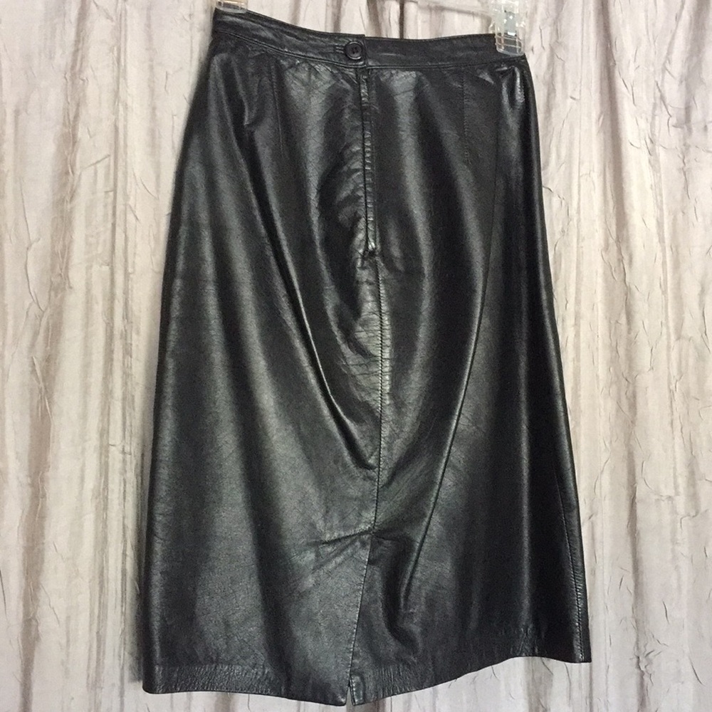 Vintage Brass Plum leather skirt - Picture 2 of 4